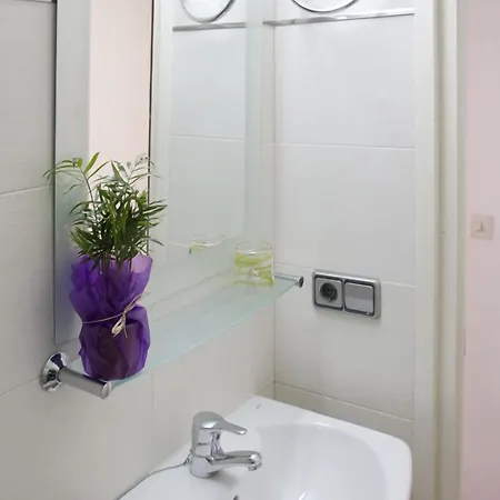 Setmanes Hotel 3*