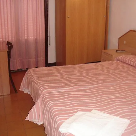 Setmanes Hotel 3*