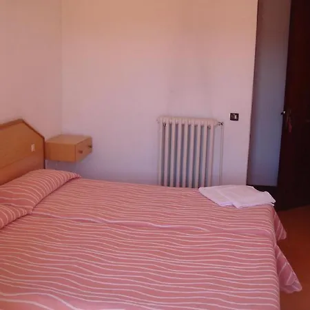 Setmanes Hotel
