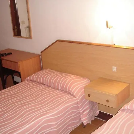 Hotel Setmanes 3*